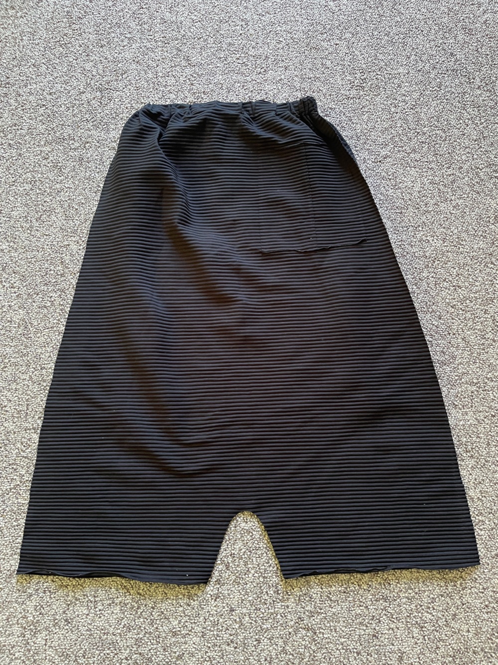 Issey Miyake Black Drop Crotch Shorts - Picture 4 of 6